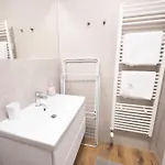 Ms Pro Kolo Brzegu Apartment *